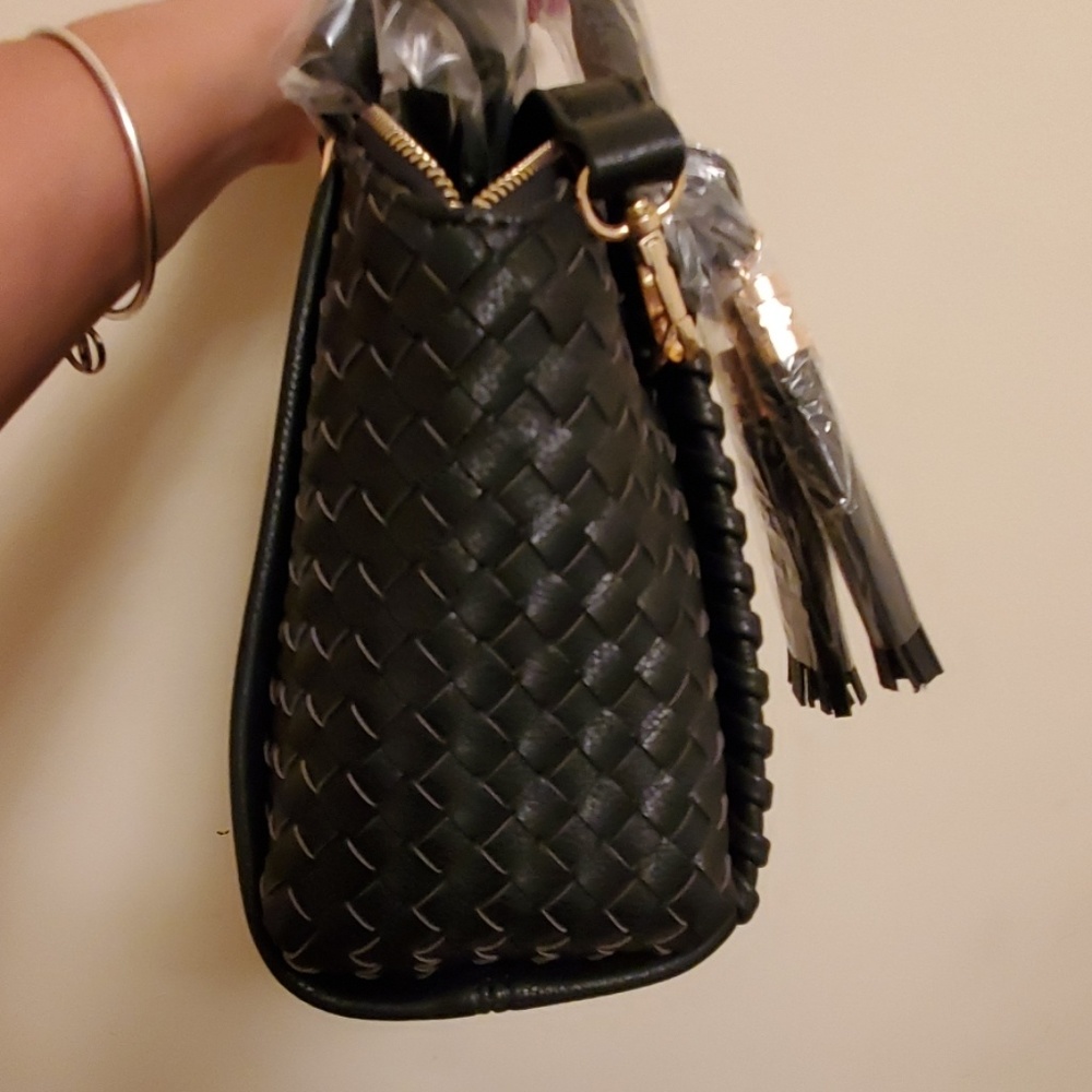 50% OFF Black Purse - Picture 3 of 7